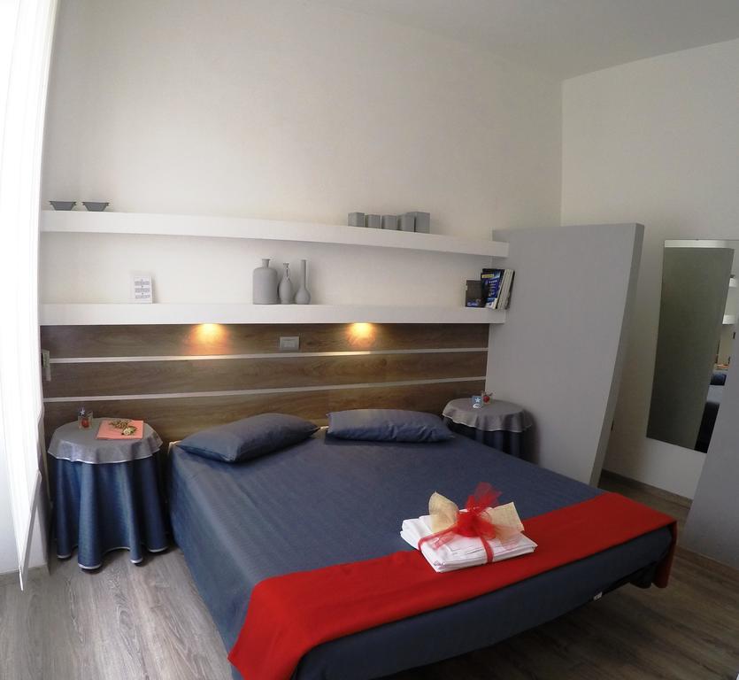 Sembenini Palace Riva del Garda Buitenkant foto